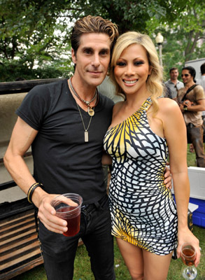 perry farrell with his wife Etty