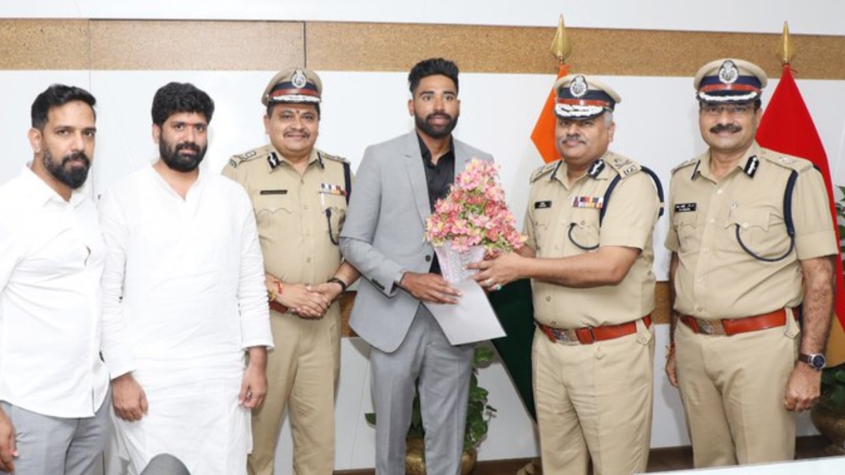 Mohammed Siraj is Appointed as DSP at Telangana DGP Office